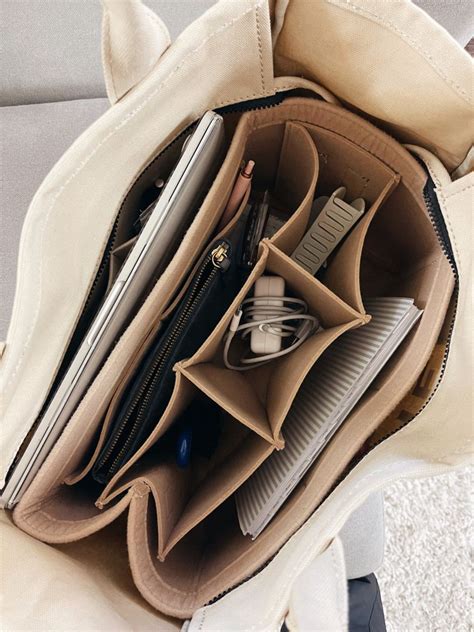 marc jacobs tote organizer.